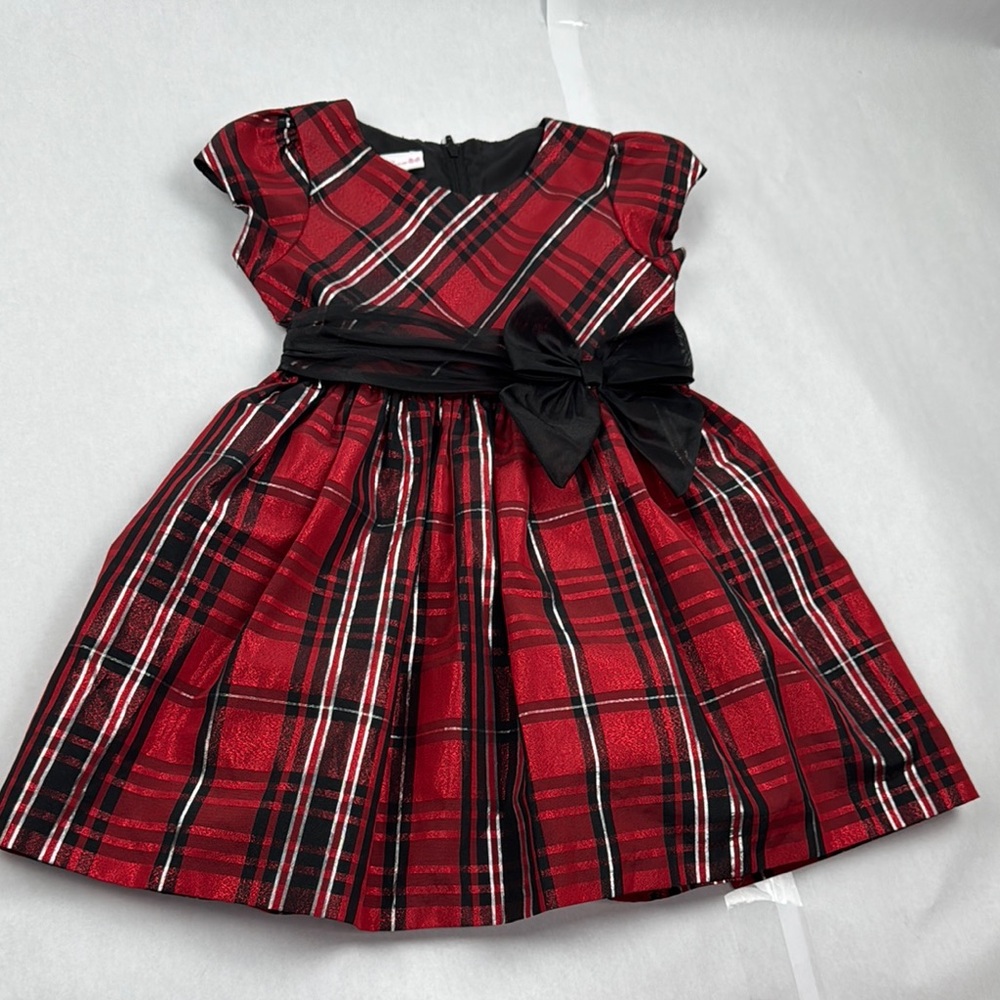 Chic Red Plaid Dress with Black Accent